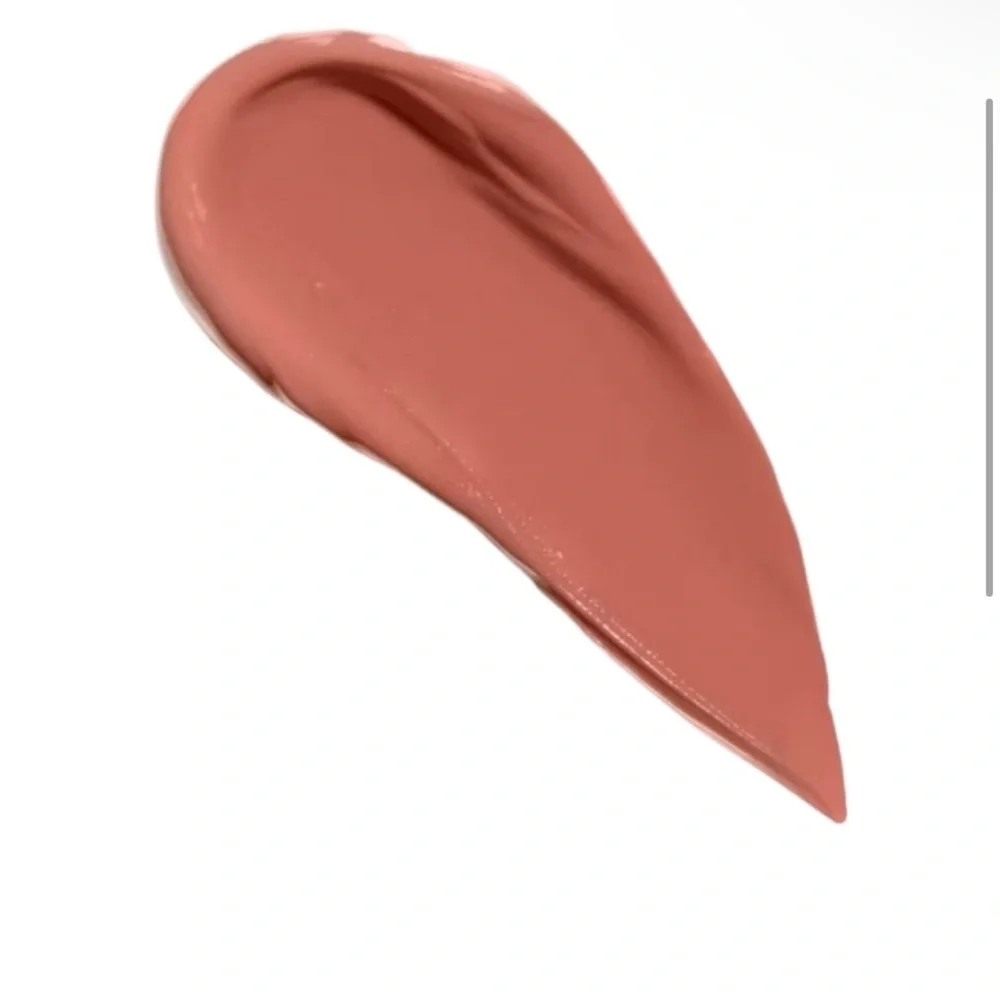 New! Buxom Full-On Plumping Lip Matte 